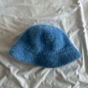 Elegant Blue Fluffy Women's Hat